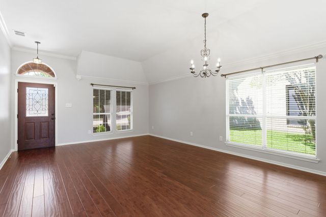 1343 Edmonton Drive, Lewisville, TX 75077