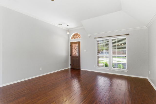 1343 Edmonton Drive, Lewisville, TX 75077