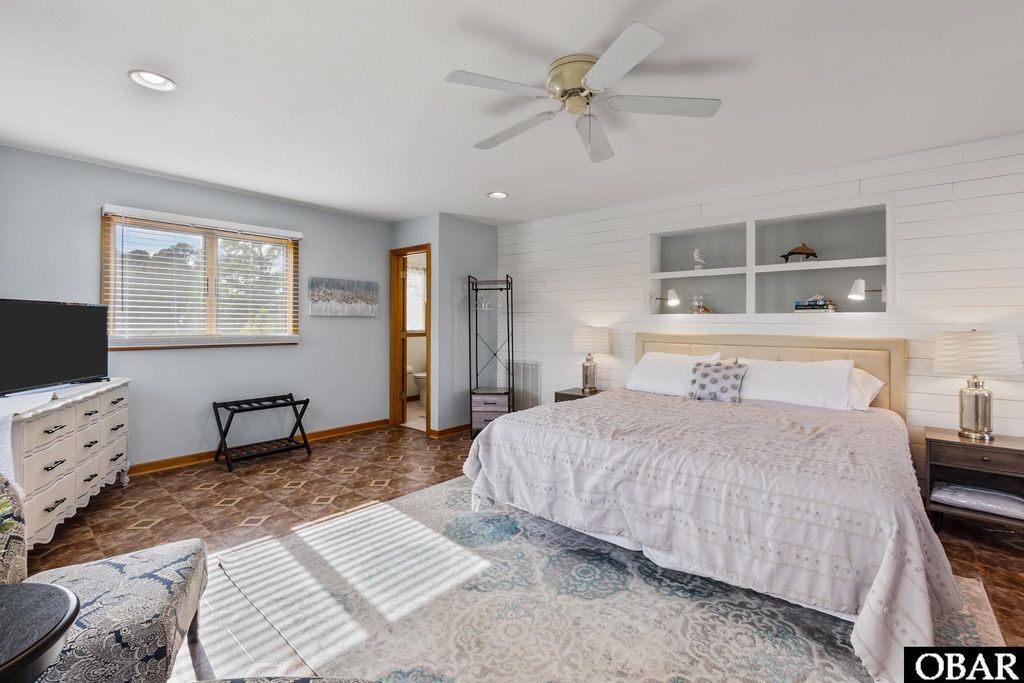 Image 33 of property listing at 1146 Harbour View Drive Lot 16, Kill Devil Hills, NC 27948