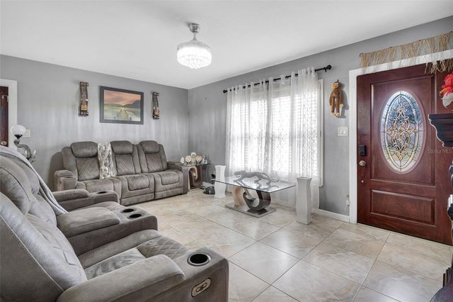 3125 W HENRY AVENUE, Tampa, FL 33614