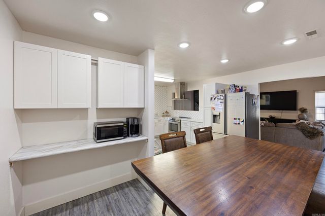 1206 S Utica, Russellville, AR 72801