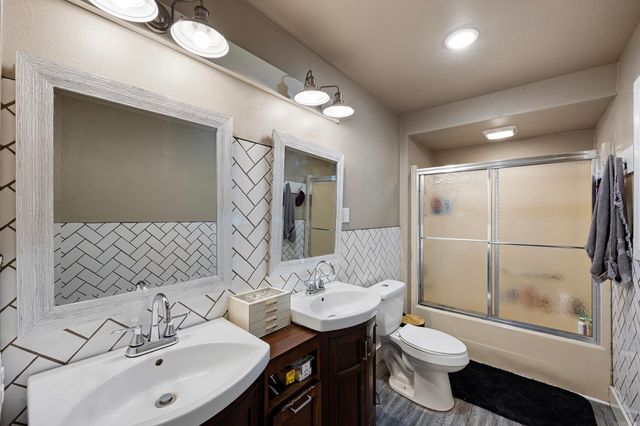 1206 S Utica, Russellville, AR 72801