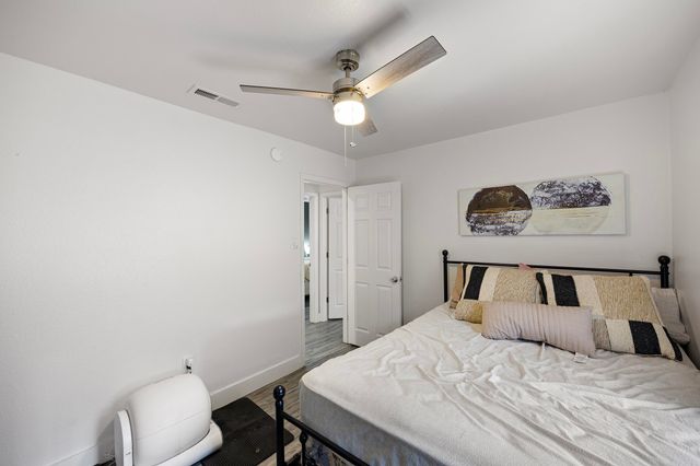 1206 S Utica, Russellville, AR 72801