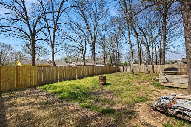 1206 S Utica, Russellville, AR 72801