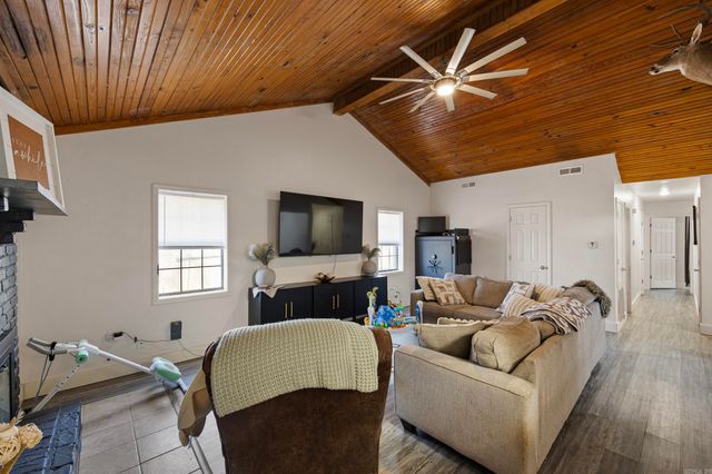 1206 S Utica, Russellville, AR 72801