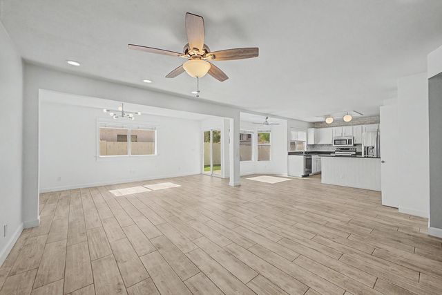 1006 S Tiago Drive, Gilbert, AZ 85233