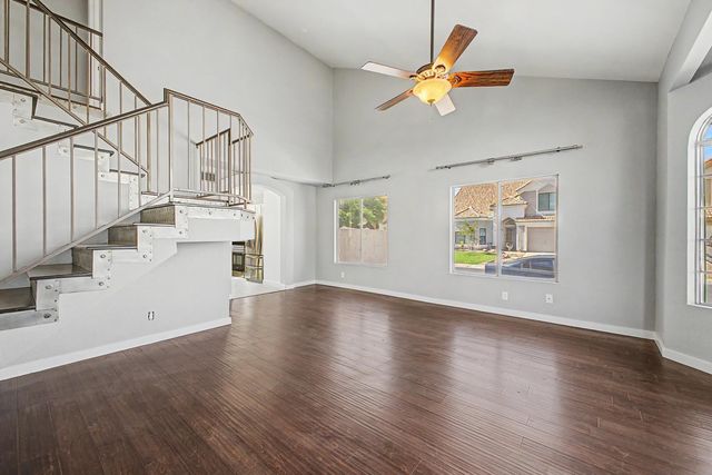 1006 S Tiago Drive, Gilbert, AZ 85233