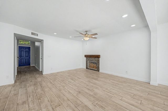 1006 S Tiago Drive, Gilbert, AZ 85233