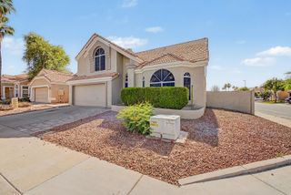 1006 S Tiago Drive, Gilbert, AZ 85233