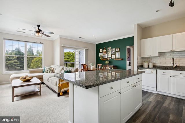 11307 ARISTOTLE DR #2-202, Fairfax, VA 22030