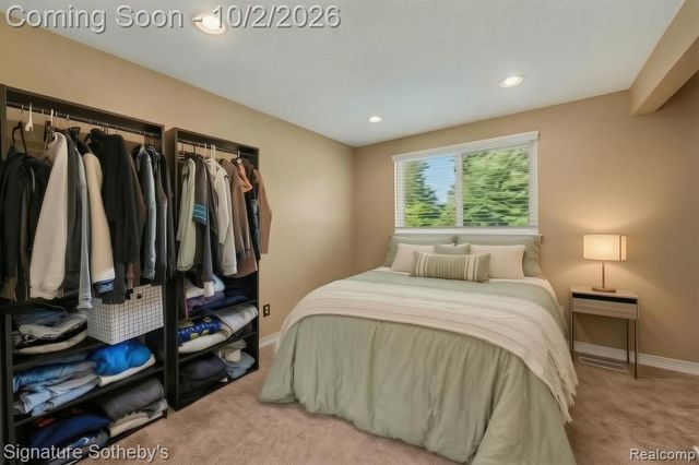 4071 Ironside Drive, Waterford, MI 48329