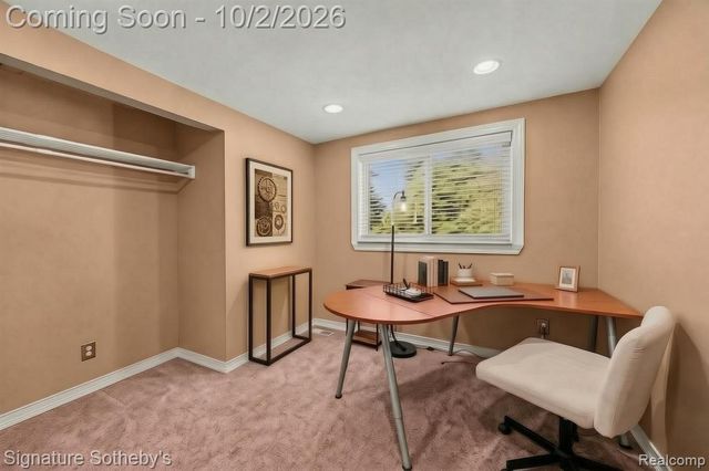 4071 Ironside Drive, Waterford, MI 48329