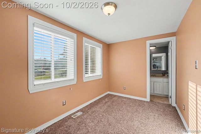 4071 Ironside Drive, Waterford, MI 48329