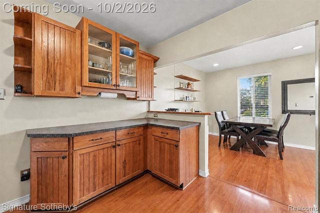 4071 Ironside Drive, Waterford, MI 48329