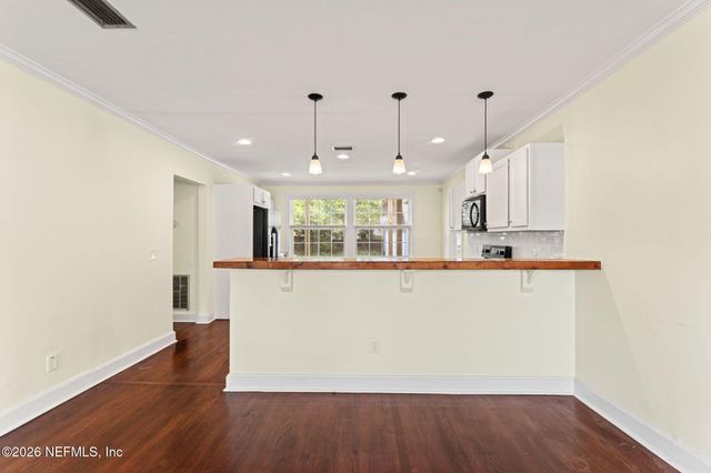 4311 DEMEDICI Avenue, Jacksonville, FL 32210