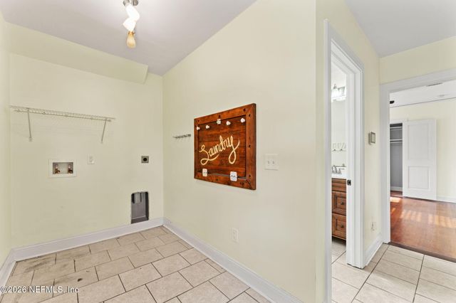 4311 DEMEDICI Avenue, Jacksonville, FL 32210