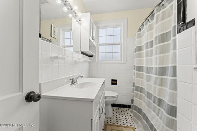 4311 DEMEDICI Avenue, Jacksonville, FL 32210