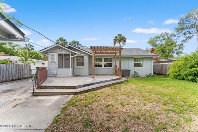 4311 DEMEDICI Avenue, Jacksonville, FL 32210