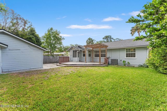 4311 DEMEDICI Avenue, Jacksonville, FL 32210