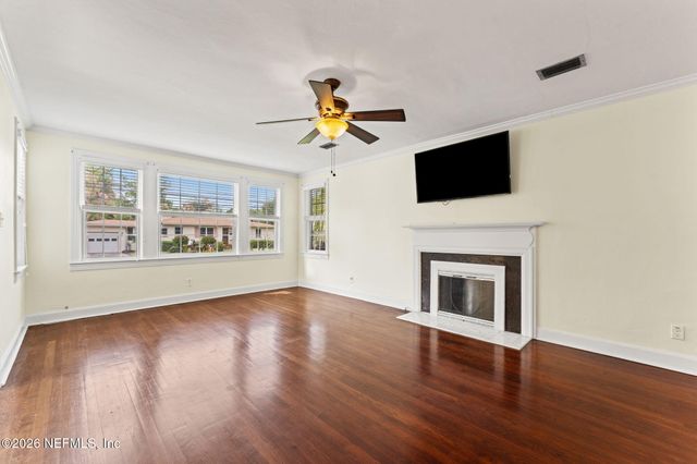 4311 DEMEDICI Avenue, Jacksonville, FL 32210