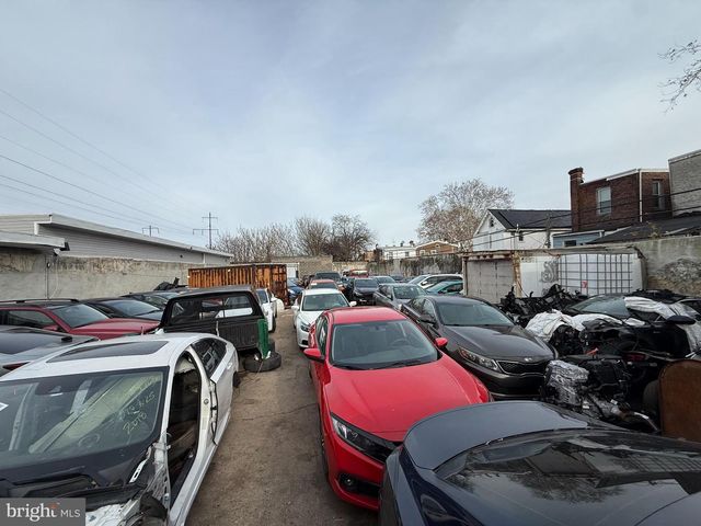 2325 S 64TH ST, Philadelphia, PA 19142