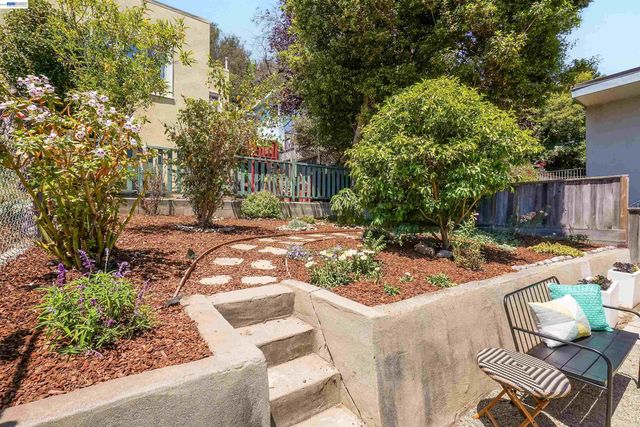 542 Adams St, Albany, CA 94706