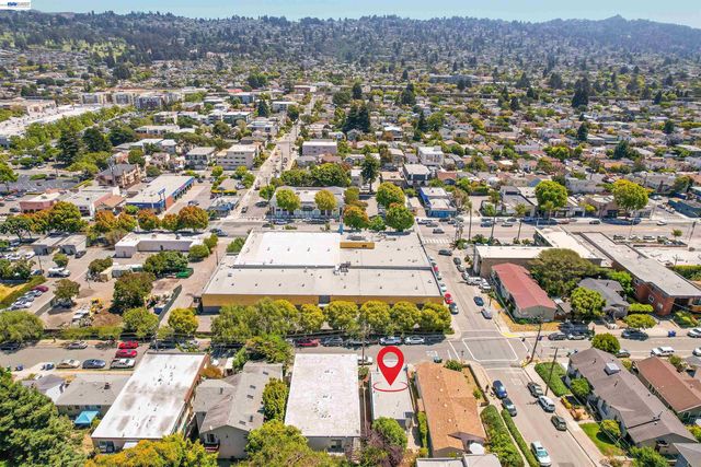 542 Adams St, Albany, CA 94706