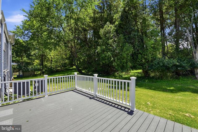 1376 COLLEGE HILL DR, Cheyney, PA 19319