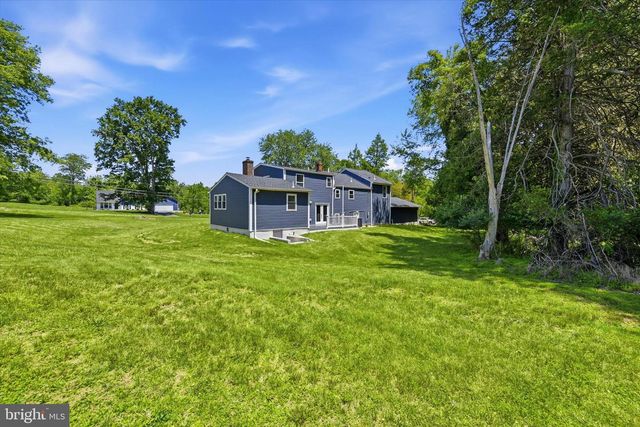 1376 COLLEGE HILL DR, Cheyney, PA 19319