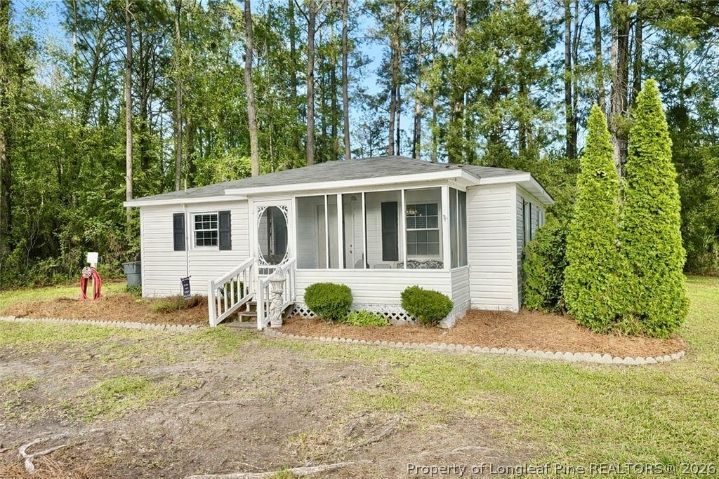 593 Chair Factory Road, Nakina, NC 28455