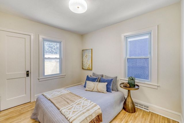 3904 43rd Avenue S, Minneapolis, MN 55406