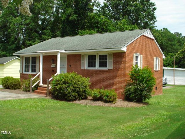 608 N Ellis Avenue, Dunn, NC 28334