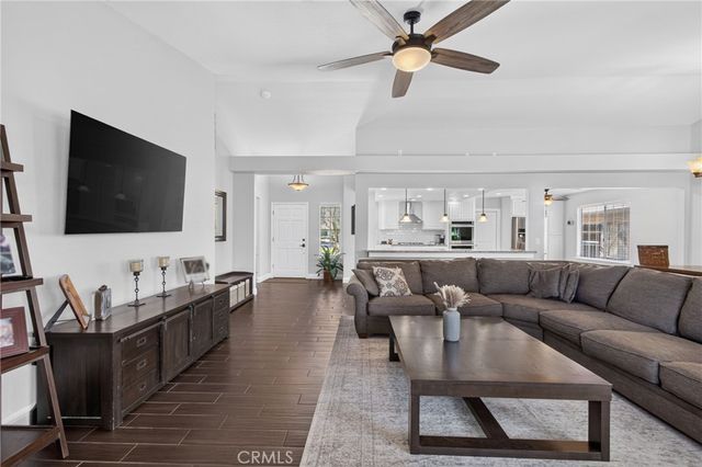 1023 Deerfield Court, Merced, CA 95340