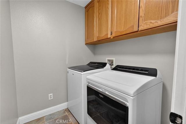1023 Deerfield Court, Merced, CA 95340