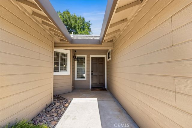 1023 Deerfield Court, Merced, CA 95340