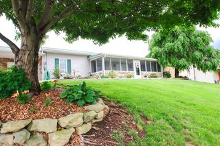 1375 Roberts Matthews Hwy, Sparta, TN 38583