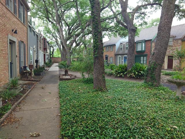 5215 Arboles Drive b, Houston, TX 77584