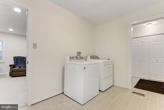 1038 CARNATION DR, Rockville, MD 20850