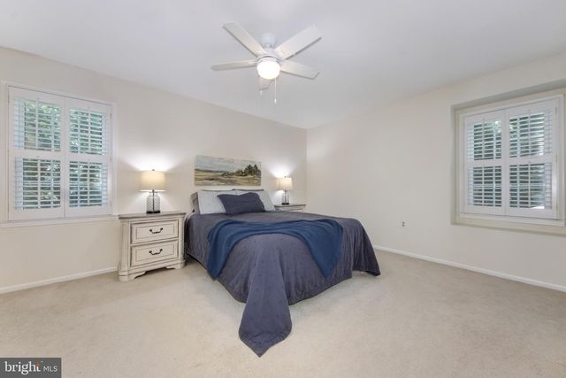 1038 CARNATION DR, Rockville, MD 20850