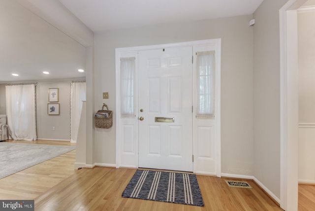 1038 CARNATION DR, Rockville, MD 20850