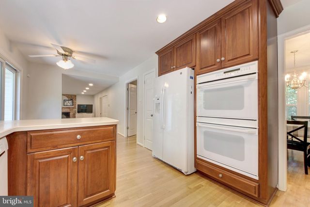 1038 CARNATION DR, Rockville, MD 20850
