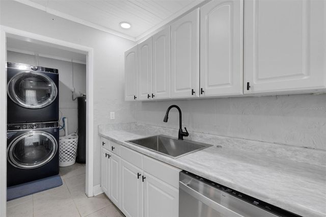22080 MIDWAY BOULEVARD, Port Charlotte, FL 33952