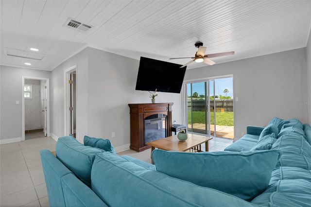 22080 MIDWAY BOULEVARD, Port Charlotte, FL 33952