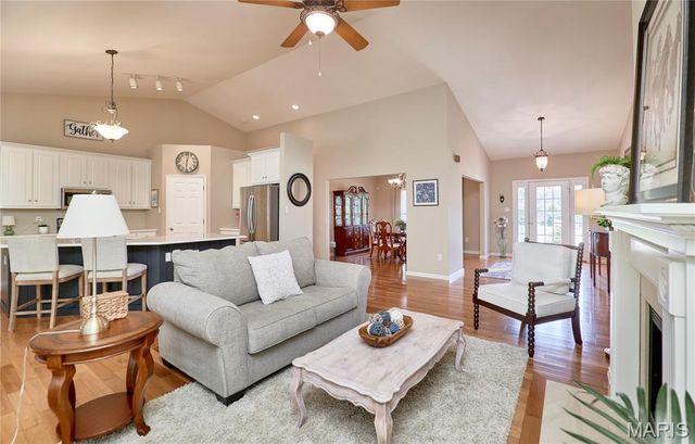 304 Crescent Oak Court, Wentzville, MO 63385