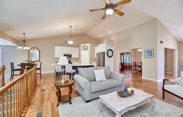 304 Crescent Oak Court, Wentzville, MO 63385