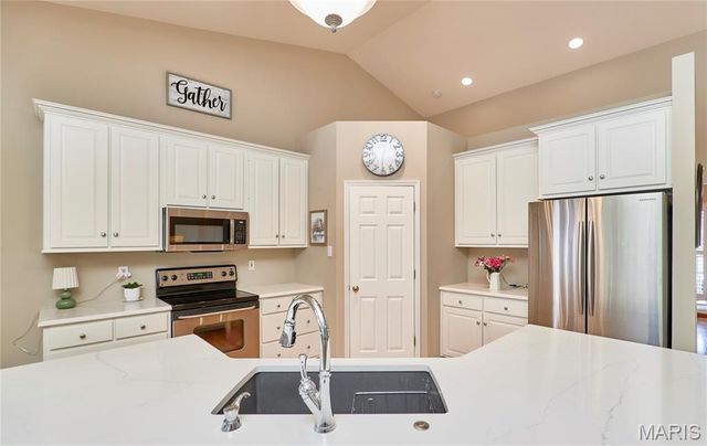 304 Crescent Oak Court, Wentzville, MO 63385