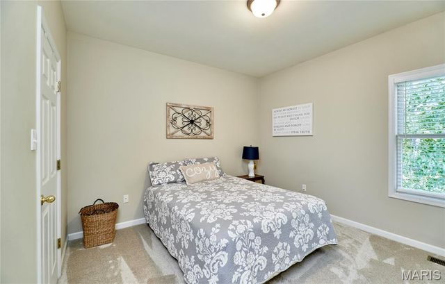 304 Crescent Oak Court, Wentzville, MO 63385