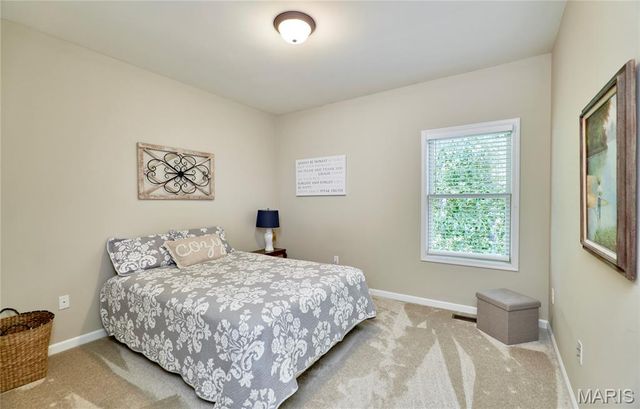 304 Crescent Oak Court, Wentzville, MO 63385