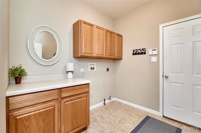 304 Crescent Oak Court, Wentzville, MO 63385