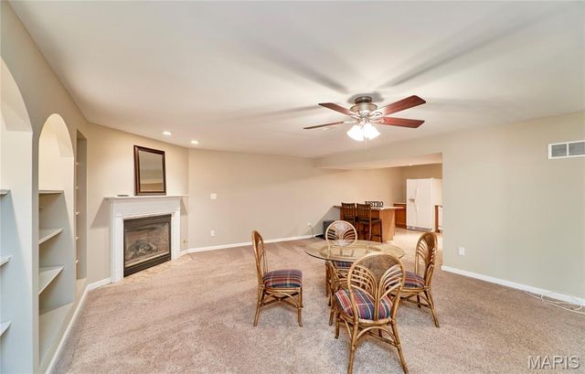 304 Crescent Oak Court, Wentzville, MO 63385